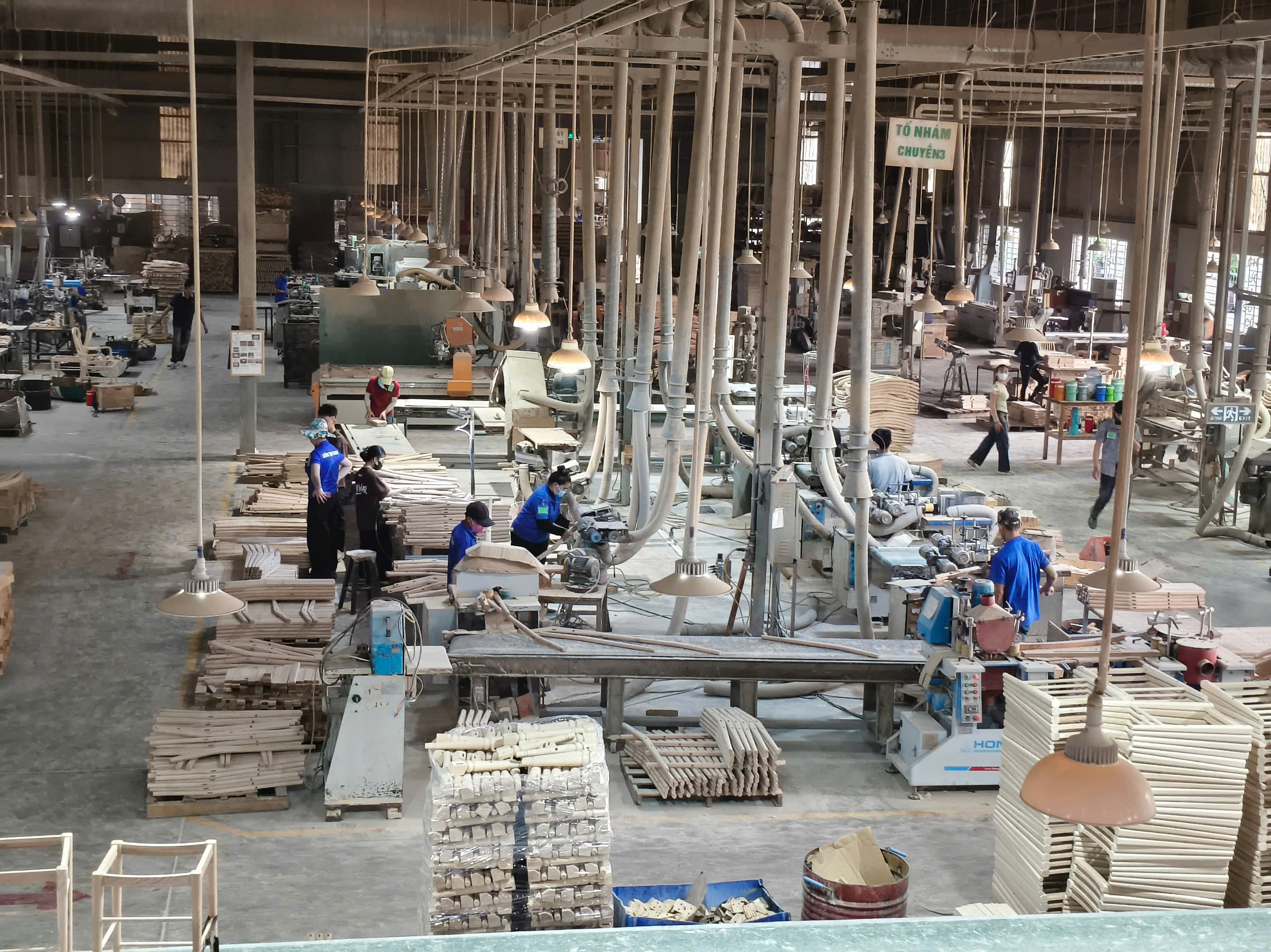 Cuong Thinh factory floor